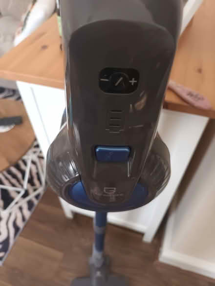 Photo of free Cordless vacuum cleaner (Hernebay CT6 5PR) #3