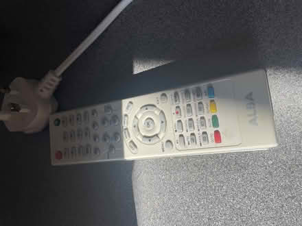 Photo of free 24 inch tv (Abingdon OX14) #4