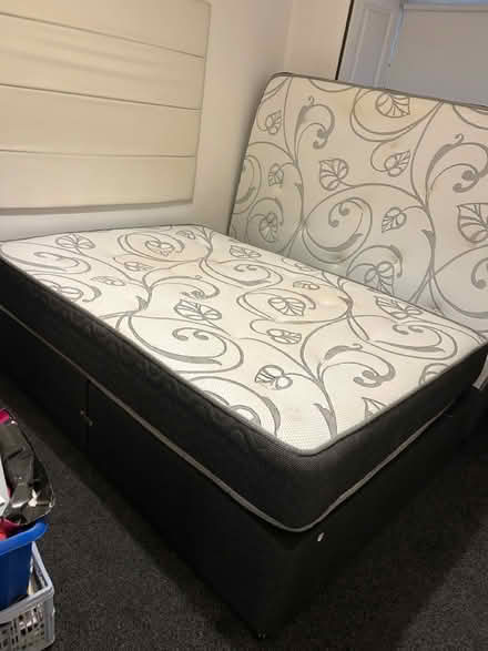 Photo of free Double mattress (Glasgow west G12 8EA) #1