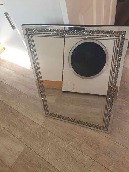Photo of free mirror (S2 wybourn) #1