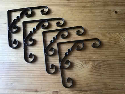 Photo of free brackets (Barnard's Green WR14) #1