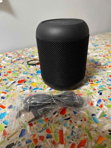 Photo of free Small speaker (Old Mountain View area) #1