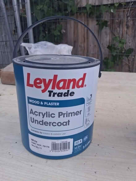 Photo of free 1 pot White acrylic primer undercoat paint (Manor Court E10) #1