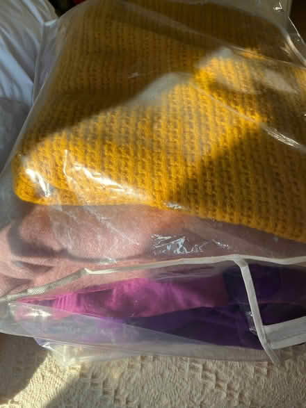 Photo of free 2 super king size duvets, good condition + 3 blankets (Crouch End N8) #3