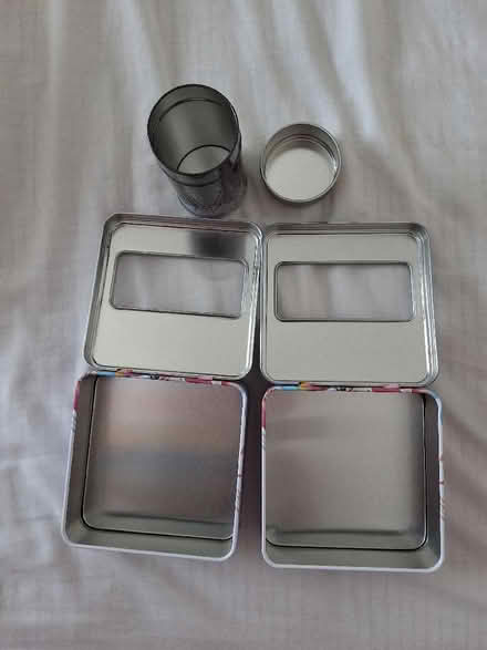 Photo of free Selection of metal tins (Loscoe Grange DE75) #3