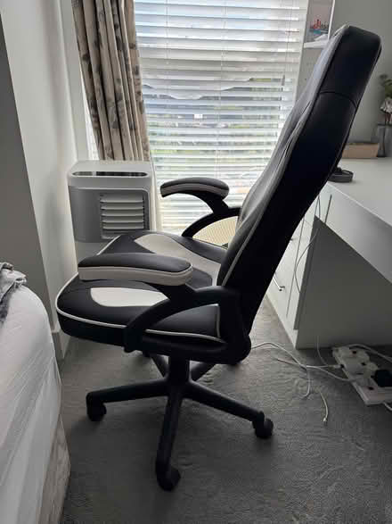 Photo of free Desk chair (London SE14) #3