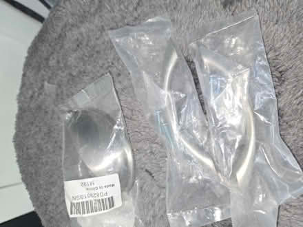Photo of free Handles (Greenwich Peninsula SE10) #1