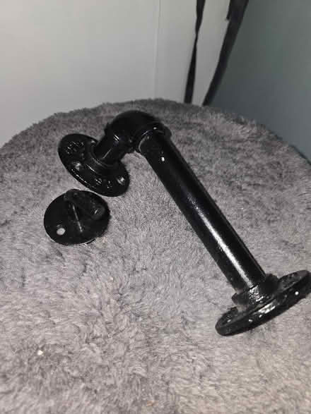 Photo of free Floating shelf and bracket (Greenwich Peninsula SE10) #3