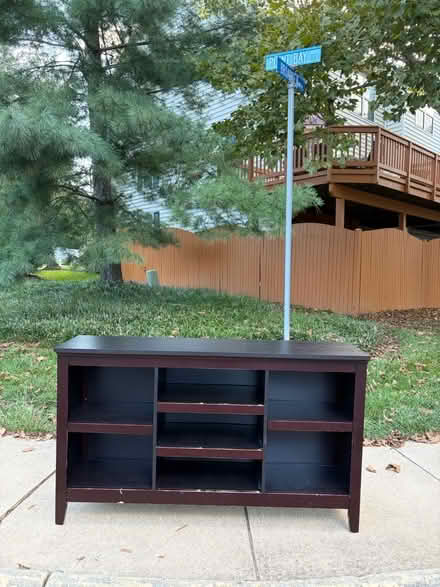 Photo of free Console side table (Point Bay Ter. & Broadview Dr.) #1