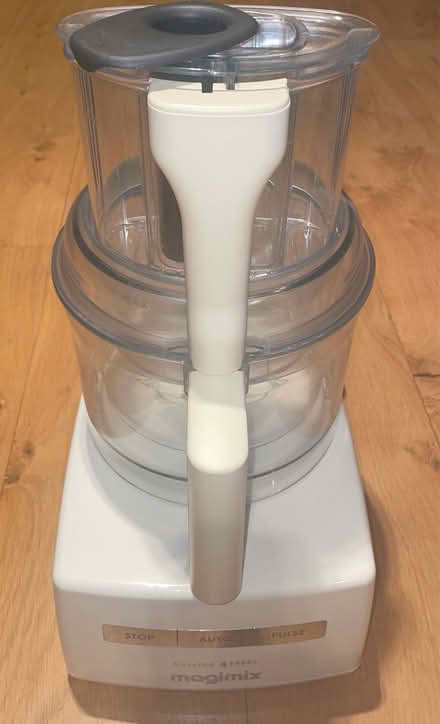 Photo of free Magimix 4200xl food processor (Lambeth North Tube Station SE1) #1