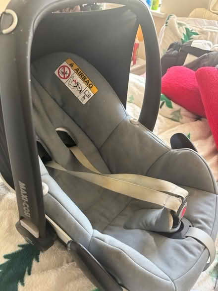 Photo of free Maxi Cosy rear-facing baby car seat (Lower Bristol Road BA2) #2