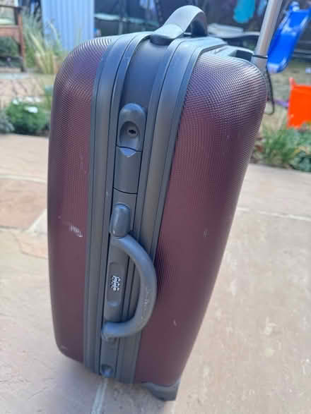 Photo of free cabin luggage suitcase with two wheels (Combe Down BA2) #2