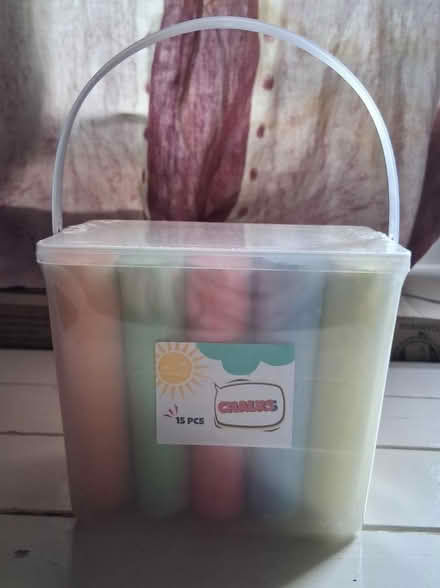 Photo of free Box of large chalks (Brixton SW9) #1
