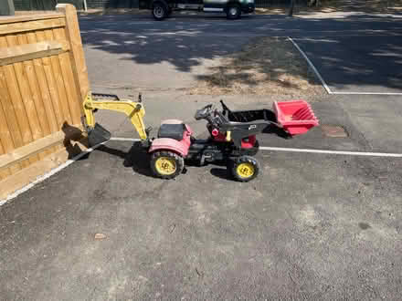 Photo of free Ride on working kids toy (Tonbridge TN10) #1