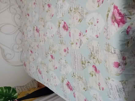 Photo of free king size pink/blue bedspread (Morecambe LA4) #3