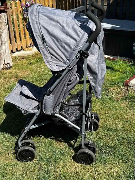 Photo of free Cuggl Pushchair (Holmbush Rd. PL25 3LQ) #2