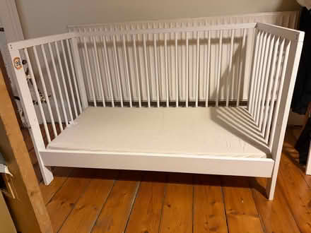 Photo of free White cot and changing board (Fountainbridge EH3) #4