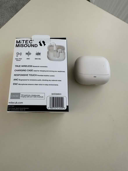 Photo of free Wireless Earphones (Hazlemere HP15) #3
