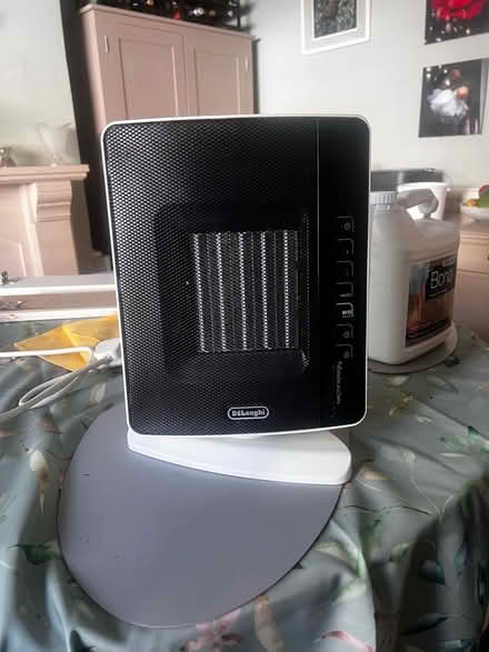 Photo of free DeLonghi electric heater/cooler (Ashburton SE25) #1