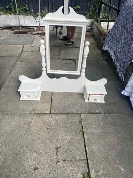 Photo of free Vanity mirror (gt sankey WA5) #1