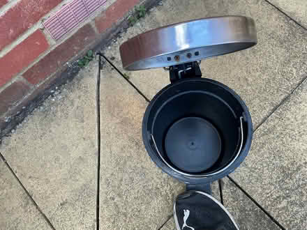 Photo of free Small steel pedal bin in good cond (SG4 0EP) #2