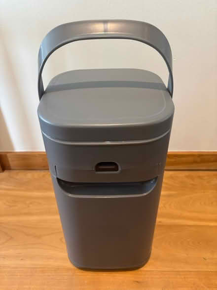 Photo of free Box of puppy / puppy items (Battersea, SW11) #2