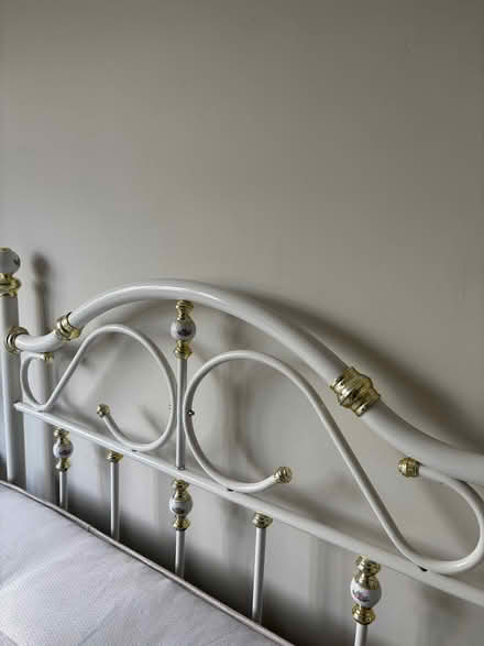 Photo of free Double headboard (Shenfield CM15) #1