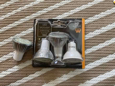 Photo of free 4 x gu10 led spot light bulbs (Abraham Heights LA1) #1