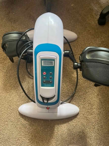 Photo of free Bike machine (Cheam SM3) #1