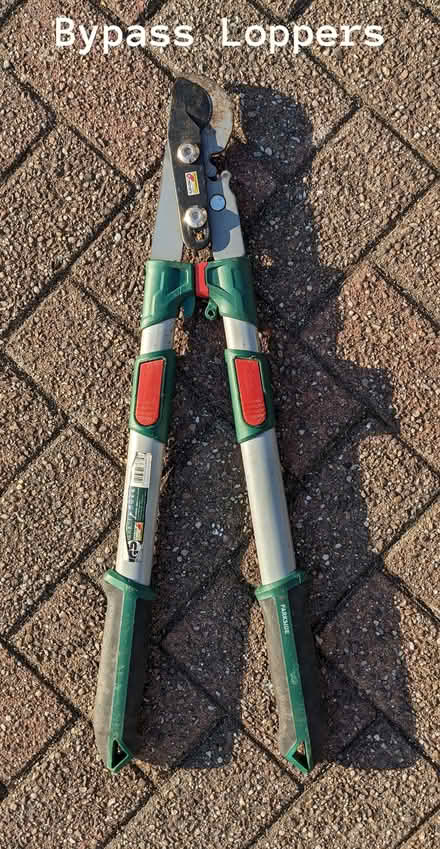 Photo of free Bypass Loppers & Shears (Lipson PL4) #1