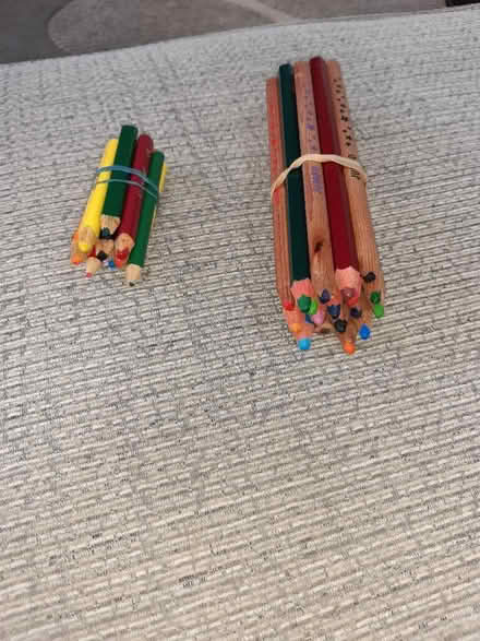 Photo of free Colouring Pencils (Yaxley PE7) #1