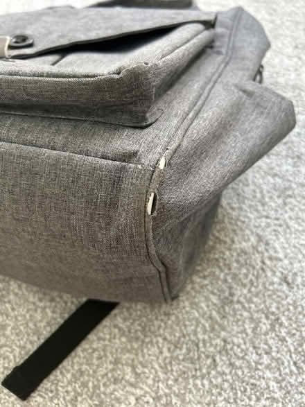 Photo of free Lele Sky grey laptop backpack (Berkhamsted HP4) #3