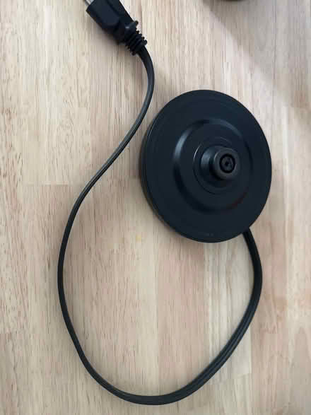 Photo of free 1L kettle (Bells corners) #1