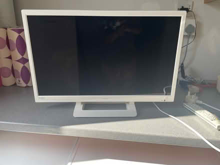 Photo of free 24 inch tv (Abingdon OX14) #1