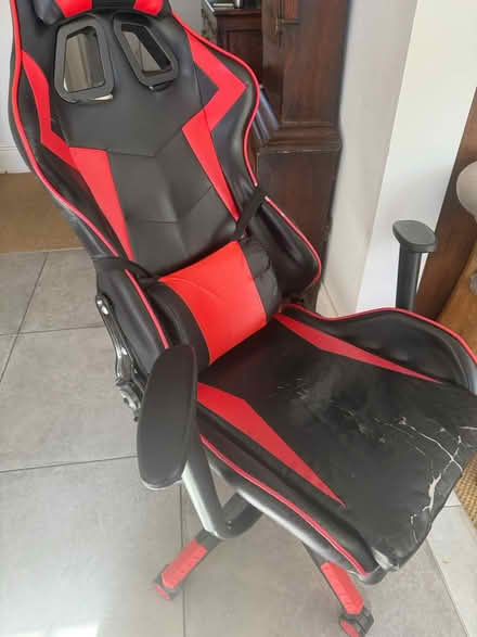 Photo of free Gaming chair (Formby L37) #2