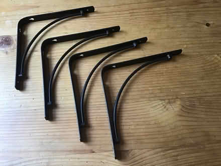 Photo of free 20 cm Brackets (Barnard's Green WR14) #1