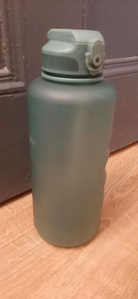 Photo of free Hydracy 2L bottle with straw (Loanhead EH20) #2
