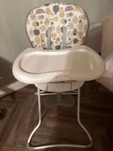 Photo of free Graco High Chair (Hatfield AL10) #1