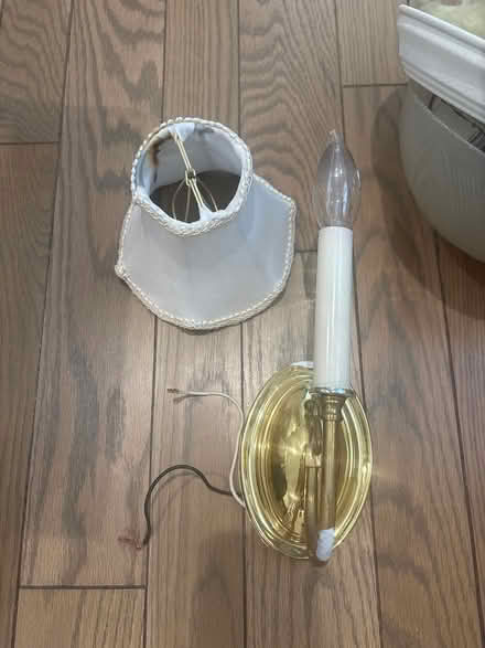 Photo of free Lights (Garden City, NY 11530) #1