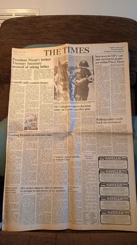 Photo of free original July 30 1974 Times newspaper (Boscombe BH5) #2