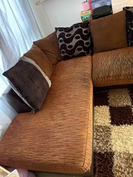 Photo of free Corner sofa (Sandridge AL4) #2