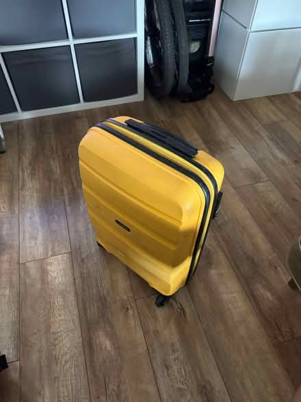 Photo of free Cabin Size Suitcase (Home E5) #1