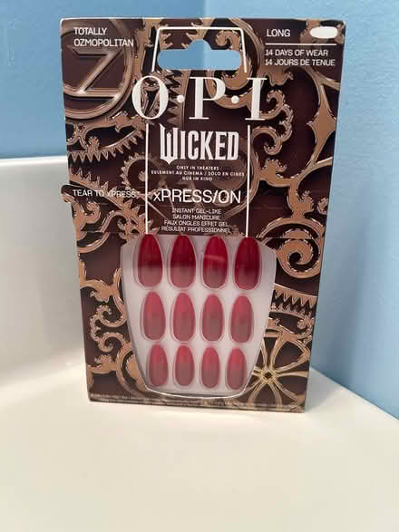 Photo of free Gel-Like Nails (Erin Mills) #1