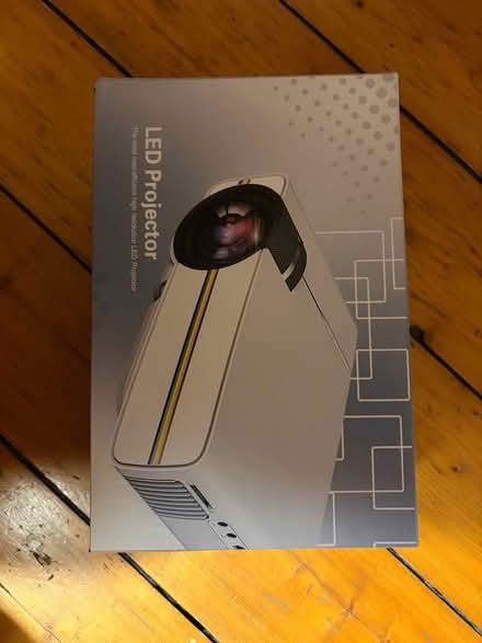 Photo of free Led projector (Fountainbridge EH3) #1