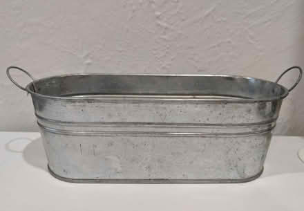 Photo of free Small metal planter (Bloor St W & South Kingsway) #1