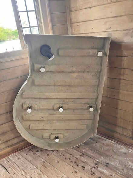 Photo of free Shower Tray (Whitchurch on Thames RG8 7RA) #1