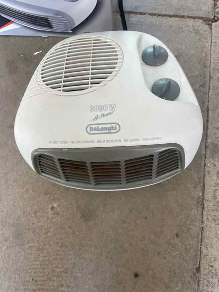 Photo of free DeLonghi heater (Sidcup DA15) #1