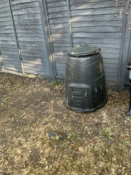 Photo of free Compost bin (Rowsham HP22) #2