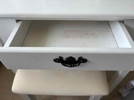Photo of free Dressing table with stool (Oughtibridge S35) #4
