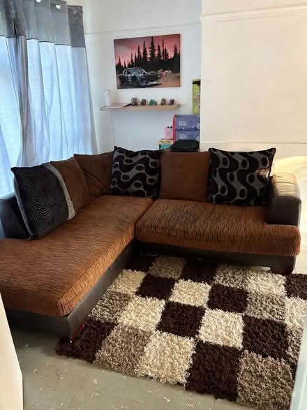 Photo of free Corner sofa (Sandridge AL4) #1